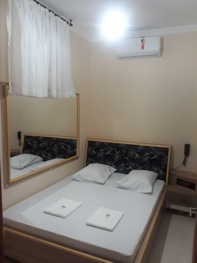 Zeus 2 Hotel *