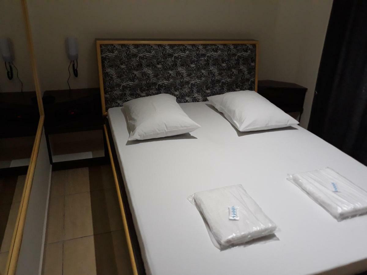 Zeus 2 Hotel
